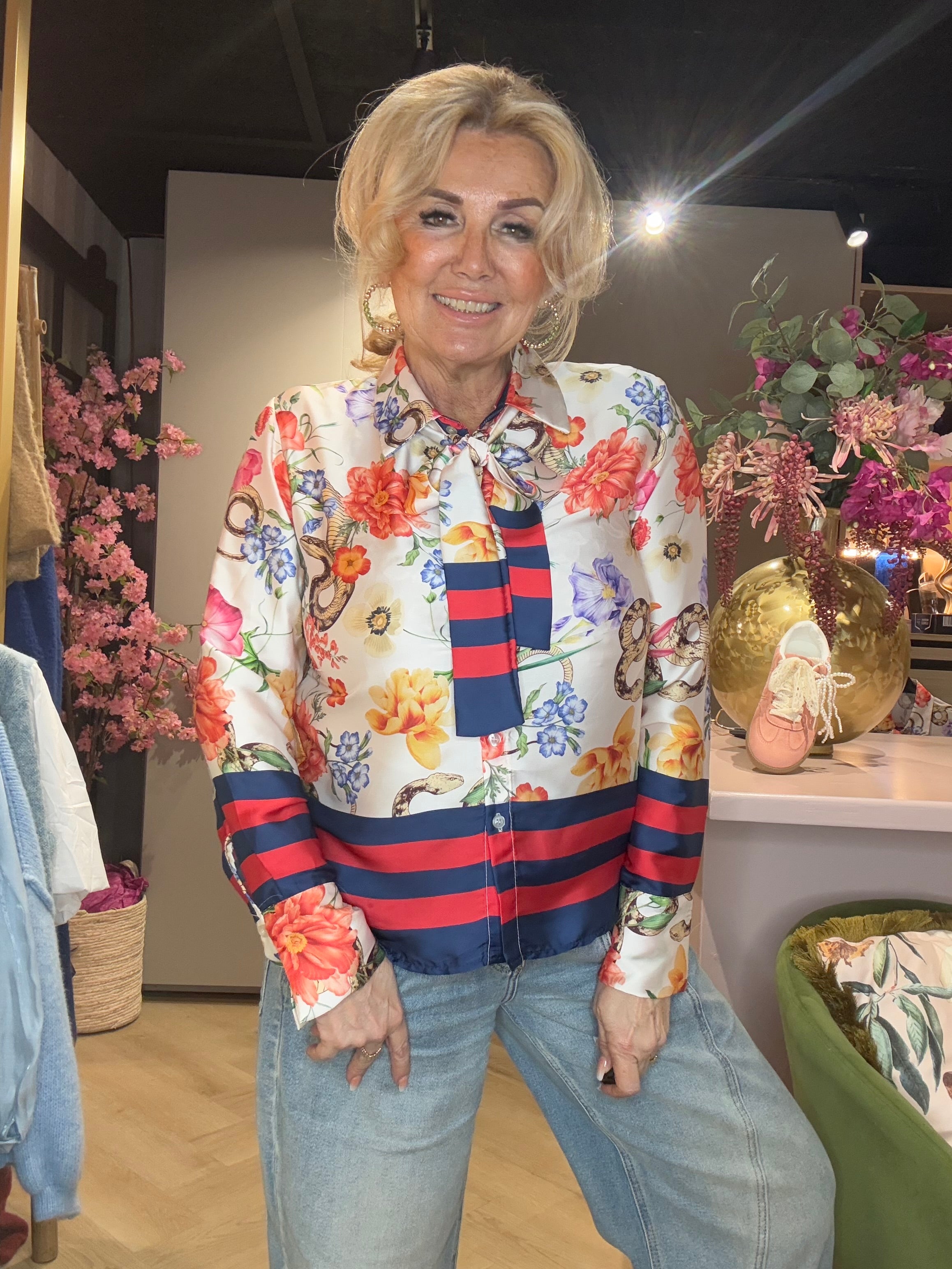 Blouse Satijn-Look met Strik Rood/Blauw